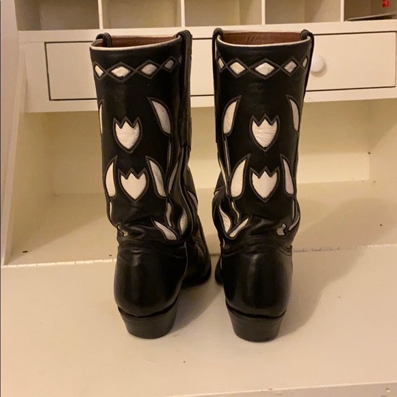 Size 7 Women’s Heritage custom boots - Picture 4 of 4